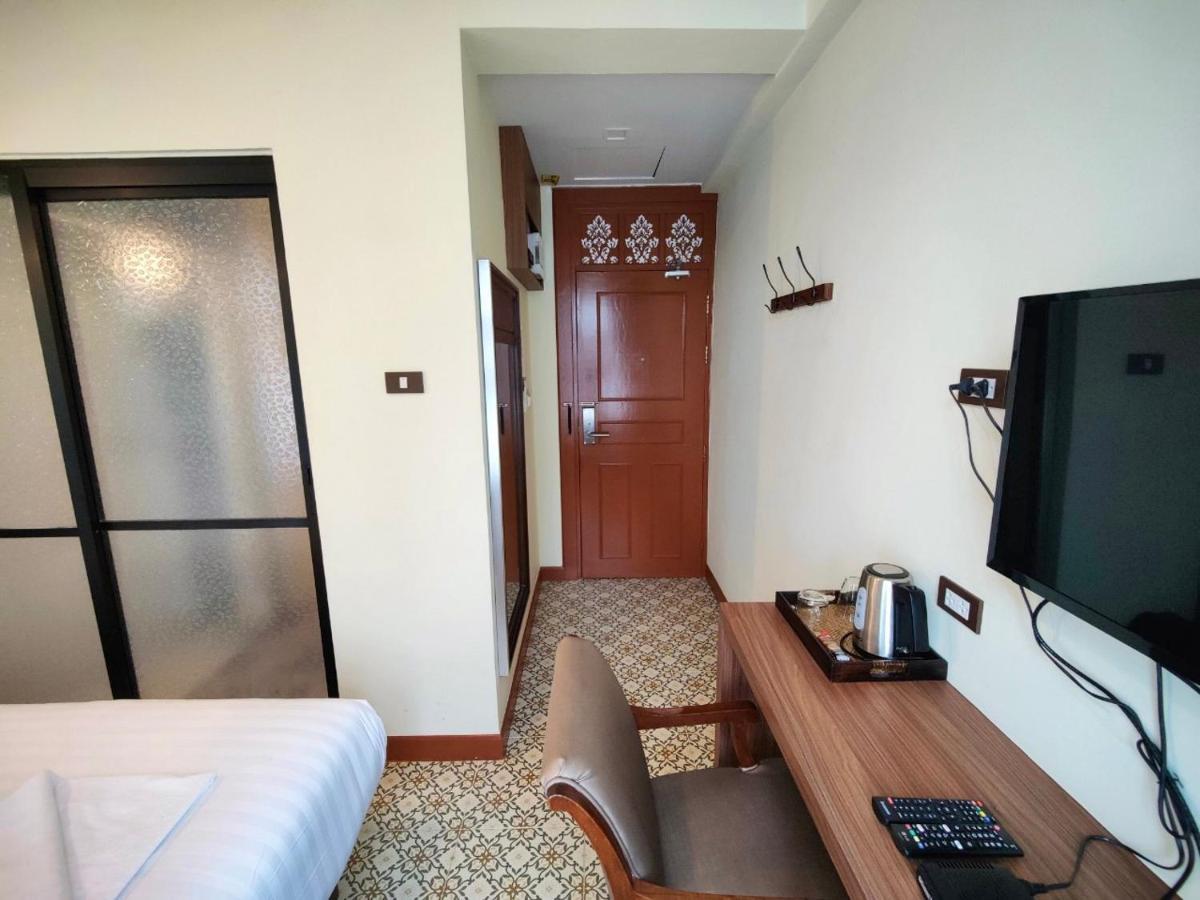 Baan Chao Khun Hotel Ban Khlong Lat Bua Khao Exteriör bild